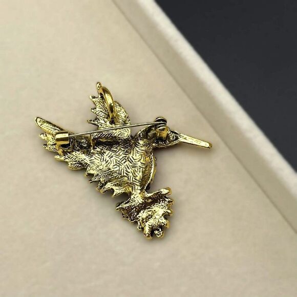 Yellow Gold with Fuchsia and Topaz Crystal Flying Hummingbird Pin Back Brooch - Picture 6 of 7